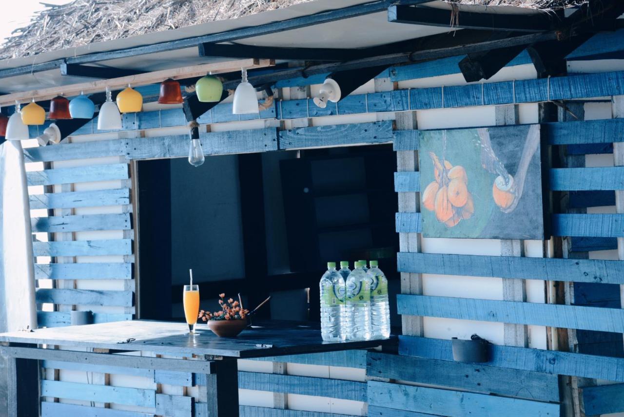 Tsunami Beach Hotel Vịnh Arugam Ngoại thất bức ảnh