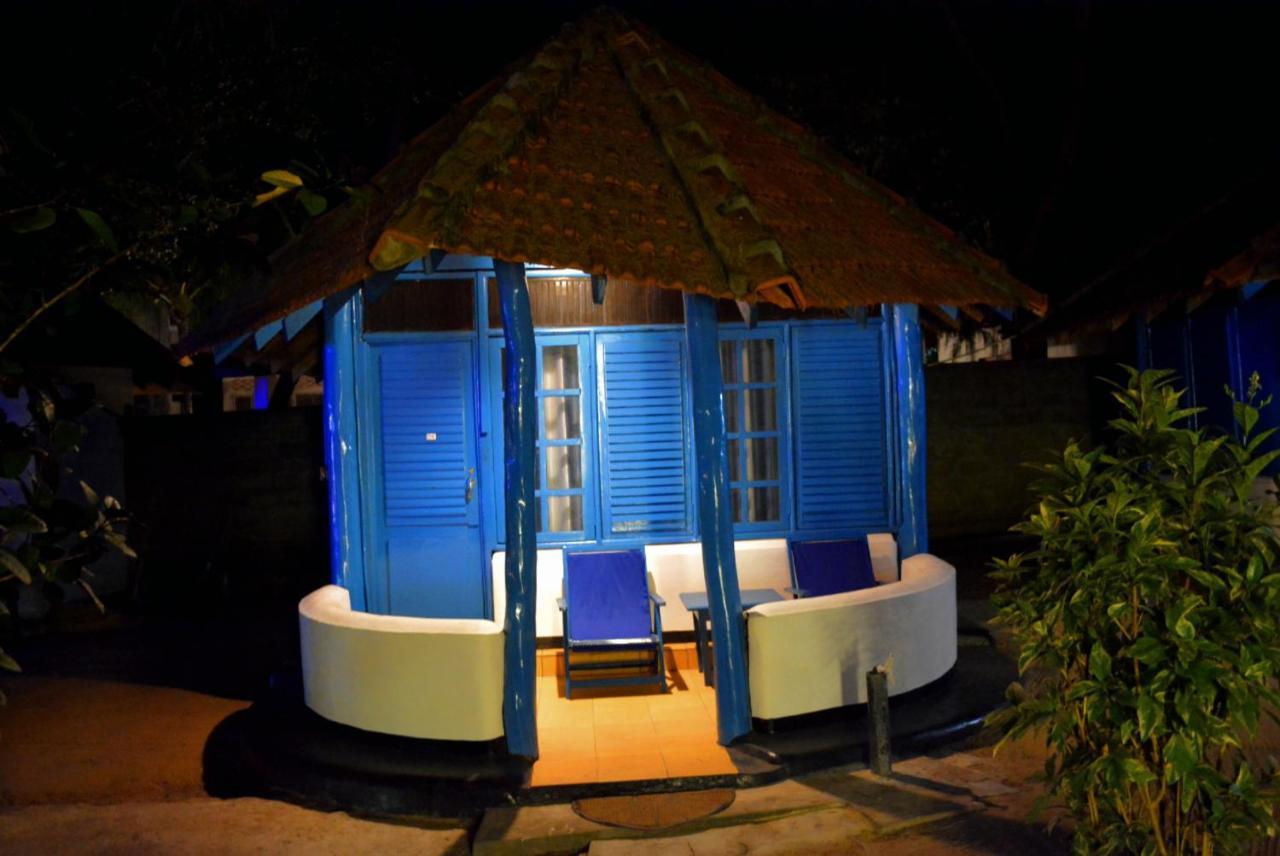 Tsunami Beach Hotel Vịnh Arugam Ngoại thất bức ảnh